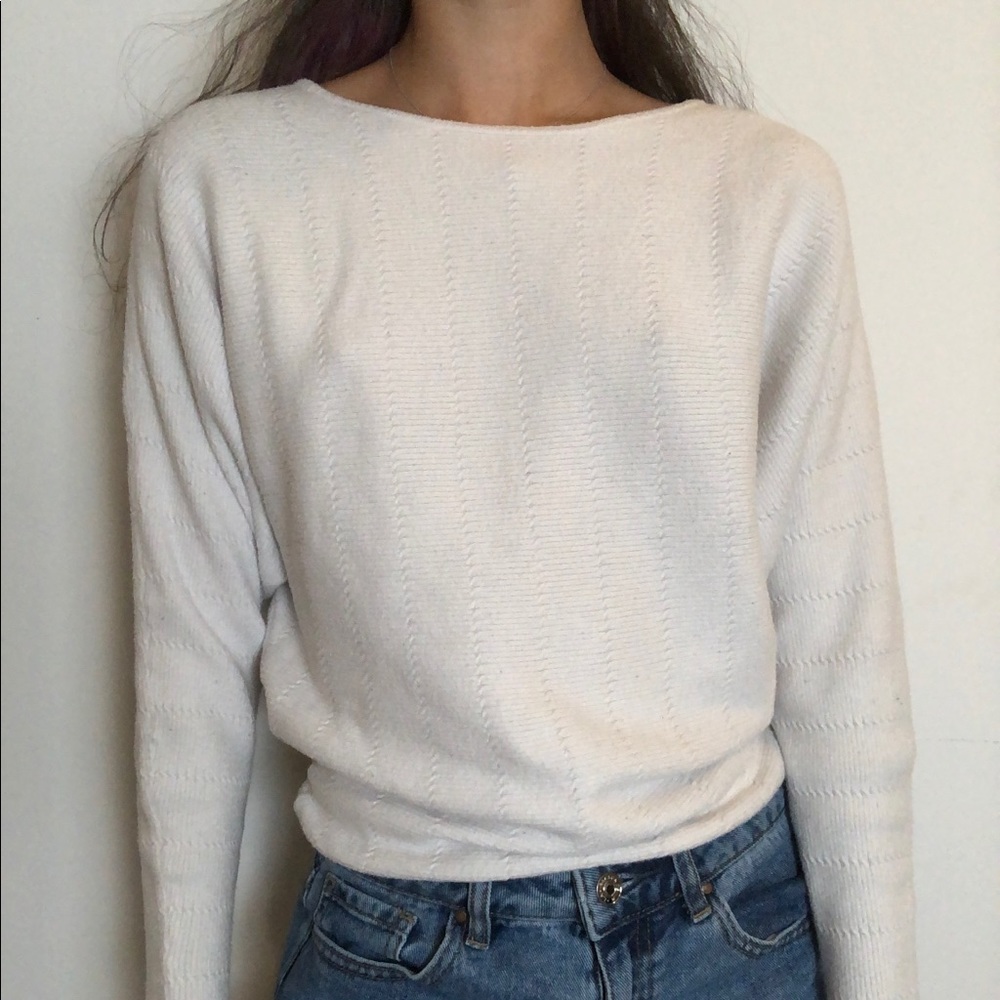 Thick White Pullover Sweater! - Picture 3 of 6